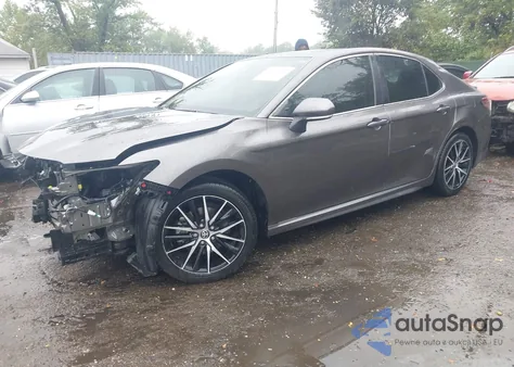 2022 Toyota Camry Se z USA, uszkodzony, nr VIN 4T1T11AK1NU042933